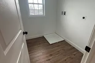 124 Highlawn St, Waterbury, CT 06705 - Photo 18