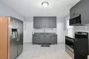 67 Harbison Ave, Hartford, CT 06106 - Photo 12