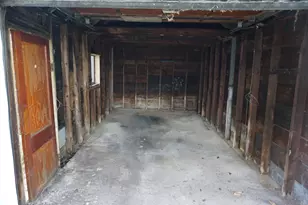 37 Franklin St, Ludlow, MA 01056 - Photo 6