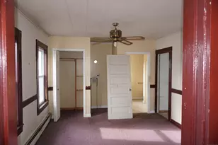37 Franklin St, Ludlow, MA 01056 - Photo 10