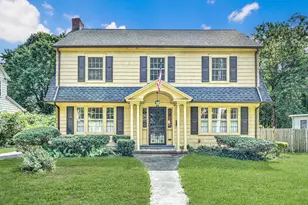 61 Villa Ave, Fairfield, CT 06825 - Photo 1