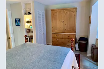 350 Grovers Avenue #1C, Bridgeport, CT 06605 - Photo 8