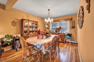 42 Wendy Rd, Trumbull, CT 06611 - Photo 8