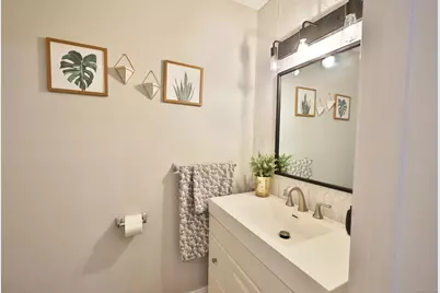 322 Knapps Highway #322, Fairfield, CT 06825 - Photo 8