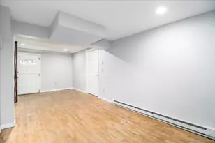 32 Pleasant St, Bethel, CT 06801 - Photo 26