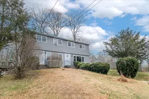 32 Pleasant St, Bethel, CT 06801 - Photo 1