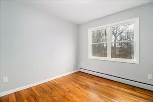 32 Pleasant St, Bethel, CT 06801 - Photo 10