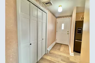 9 Rhode Island Avenue, Waterbury, CT 06704 - Photo 10