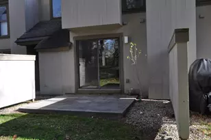 7 Chestnut Dr, Avon, CT 06001 - Photo 14