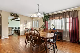 9 Omar St, Seymour, CT 06483 - Photo 10