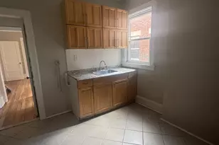 287 Dover St, Bridgeport, CT 06610 - Photo 2