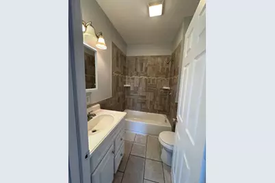 150 Norman Street #2nd floor, Bridgeport, CT 06605 - Photo 8