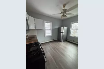 150 Norman Street #2nd floor, Bridgeport, CT 06605 - Photo 2