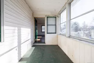 301 Queen St, Bristol, CT 06010 - Photo 14