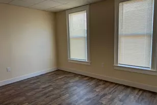 77 Windsor Ave, Meriden, CT 06451 - Photo 10