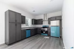 75 High St, Plymouth, CT 06786 - Photo 6