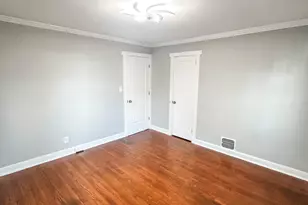 264 Wilmot Ave, Bridgeport, CT 06607 - Photo 8