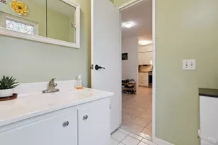 95 Monticello Dr, Branford, CT 06405 - Photo 14