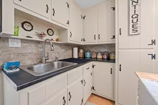 598 Pleasant Valley Rd, South Windsor, CT 06074 - Photo 6