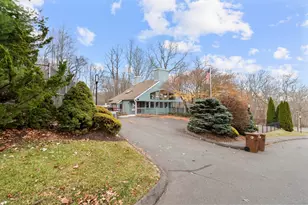 113 Spring Glen, Shelton, CT 06484 - Photo 32