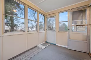 67 Simpson St, Hartford, CT 06112 - Photo 18