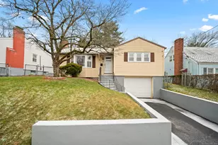 67 Simpson St, Hartford, CT 06112 - Photo 2