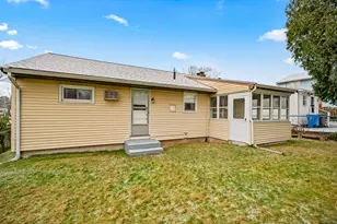 67 Simpson St, Hartford, CT 06112 - Photo 22