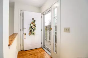 633 Danbury Rd, Ridgefield, CT 06877 - Photo 2