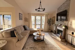 7 Twin Oak Ct, Avon, CT 06001 - Photo 6