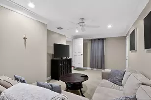 36 Norman Rd, Hamden, CT 06514 - Photo 10