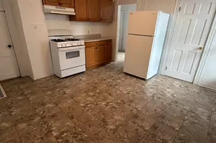 184 Hoffman St, Torrington, CT 06790 - Photo 2