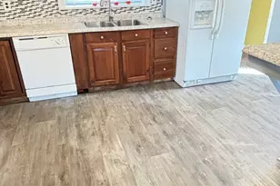 341 Oak St, Waterbury, CT 06705 - Photo 22