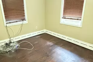 341 Oak St, Waterbury, CT 06705 - Photo 30