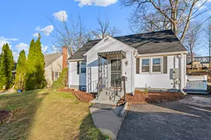 106 Barnes St, New Britain, CT 06052 - Photo 2