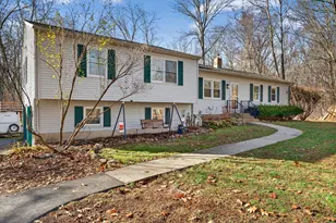 116 Spicer Hill Rd, Ledyard, CT 06339 - Photo 2