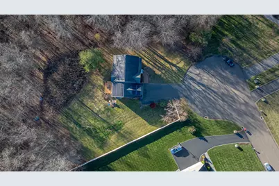 16 Founders Way, Orange, CT 06477 - Photo 4