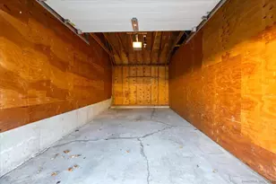 75 Washington Ave, Hamden, CT 06518 - Photo 24