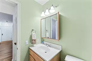 125 Warner Hill Rd, Stratford, CT 06614 - Photo 16