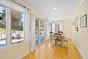 7 Manor Dr, Trumbull, CT 06611 - Photo 10