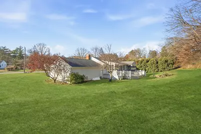 7 Manor Drive, Trumbull, CT 06611 - Photo 20