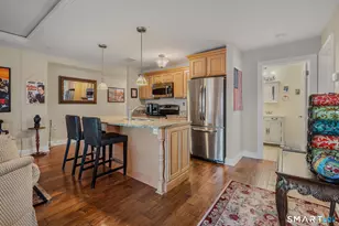 461 Bank St, New London, CT 06320 - Photo 12