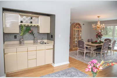 10 Ironwood Lane, West Hartford, CT 06117 - Photo 6