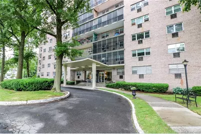 25 Cartright Street #5A, Bridgeport, CT 06604 - Photo 1