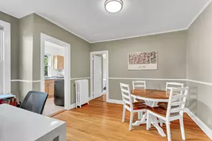 28 Whitney St, Hartford, CT 06105 - Photo 8