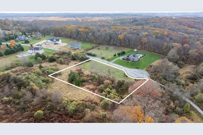 33 Farm View Drive, Norwich, CT 06360 - Photo 1