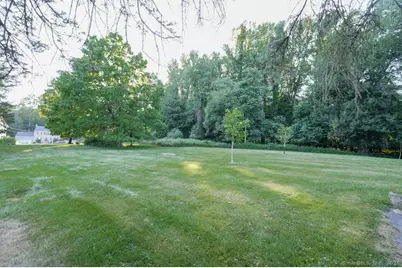 45 Frenchtown Road, Trumbull, CT 06611 - Photo 4