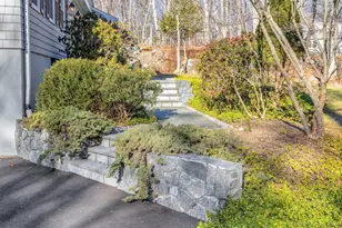 26 Ledgewood Dr, Wilton, CT 06897 - Photo 2