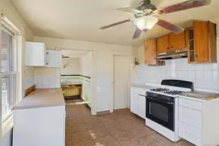 73 Carlson Ave, Bridgeport, CT 06606 - Photo 4