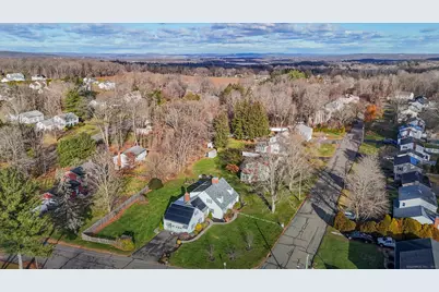 63 Meadowood Drive, Middletown, CT 06457 - Photo 36