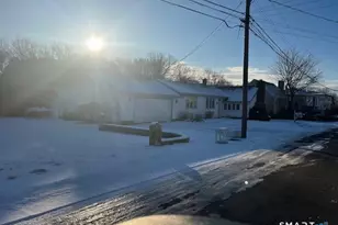 21 Carmen St, East Haven, CT 06512 - Photo 2